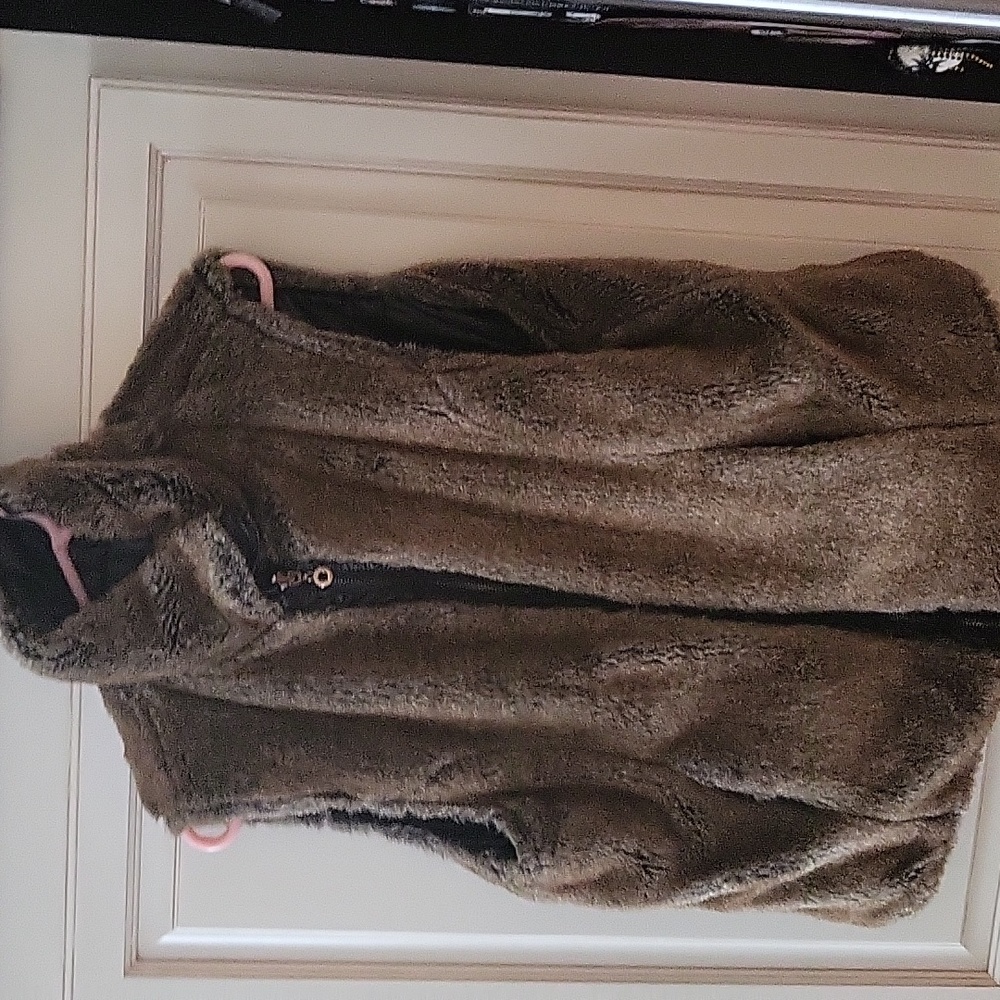Womens reversible vest faux fur / nylon size large